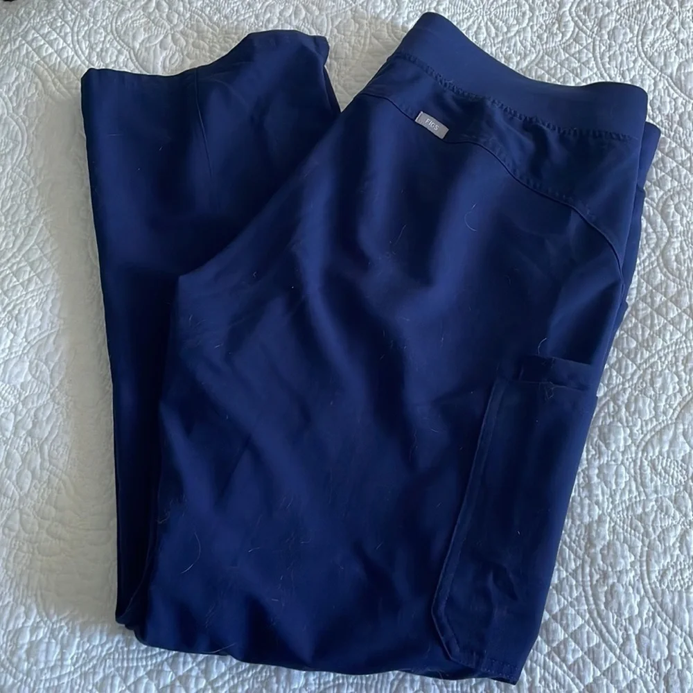 Figs size xlt